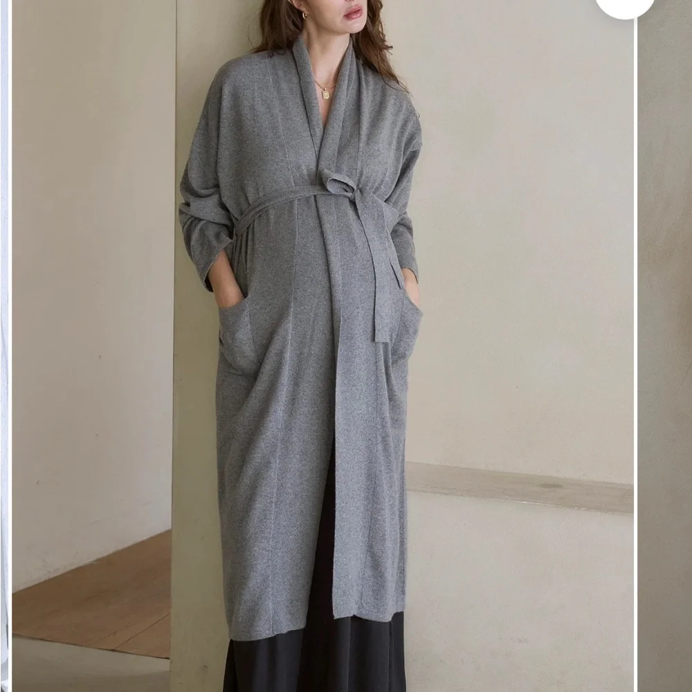 100% CASHMERE ROBE - Picture 2 of 5